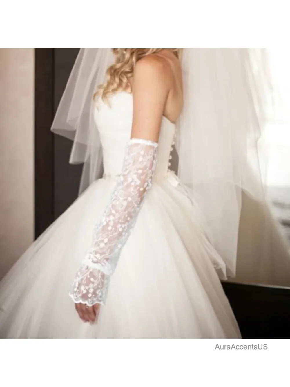 White Lace Fingerless Gloves Detachable Arm Sleeves for Wedding Party Costume